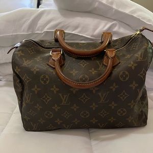 Authentic LV Vintage Speedy 30
